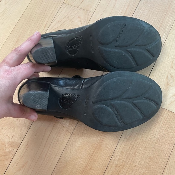 Born women’s black leather shoes 7.5 - Picture 5 of 8